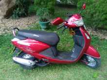Hero Pleasure 2011 Motorbike