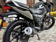 https://riyasewana.com/uploads/tvs-raider-181526216336.jpg