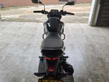 https://riyasewana.com/uploads/tvs-raider-211041554913.jpg