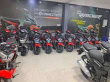 https://riyasewana.com/uploads/tvs-raider-31819346962.jpg