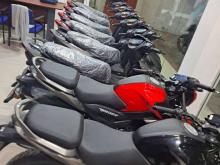 https://riyasewana.com/uploads/tvs-raider-31819356975.jpg