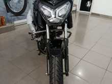 https://riyasewana.com/uploads/tvs-raider-8826284812.jpg