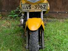 https://riyasewana.com/uploads/tvs-rtr-160-311745001863.jpg