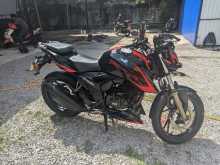 https://riyasewana.com/uploads/tvs-rtr-200-913222013392.jpg