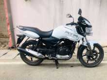 TVS Apache RTR 2006 Motorbike