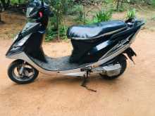 https://riyasewana.com/uploads/tvs-scooter-1612575813053.jpg