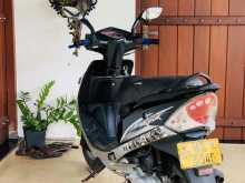 https://riyasewana.com/uploads/tvs-scooter-streak-2017284822853.jpg