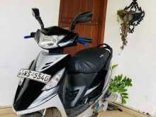 https://riyasewana.com/uploads/tvs-scooter-streak-2017284822902.jpg