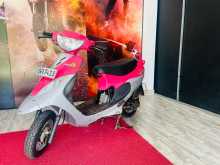 https://riyasewana.com/uploads/tvs-scooty-110244513803.jpg