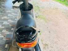 https://riyasewana.com/uploads/tvs-scooty-pep-16907084653.jpg