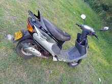 https://riyasewana.com/uploads/tvs-scooty-pep-19422113152.jpg