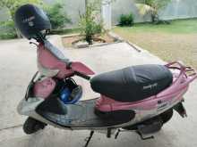 https://riyasewana.com/uploads/tvs-scooty-pep-231329571883.jpg