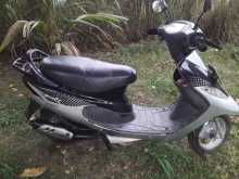 https://riyasewana.com/uploads/tvs-scooty-pep-511470813163.jpg