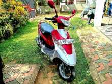 https://riyasewana.com/uploads/tvs-scooty-pet-11740154872.jpg
