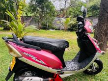 https://riyasewana.com/uploads/tvs-scooty-streack-1714160019832.jpg