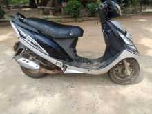 https://riyasewana.com/uploads/tvs-scooty-streak-10800054263.jpg