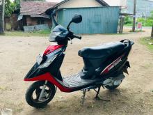https://riyasewana.com/uploads/tvs-scooty-streak-161216106295.jpg
