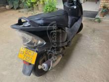 https://riyasewana.com/uploads/tvs-scooty-streak-171136411396225.jpg