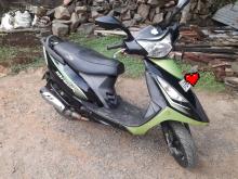 https://riyasewana.com/uploads/tvs-scooty-streak-17849146702.jpg