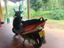 https://riyasewana.com/uploads/tvs-scooty-streak-181054336316.jpg