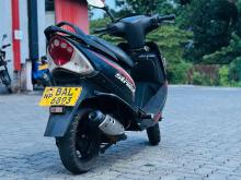 https://riyasewana.com/uploads/tvs-scooty-streak-18456536435.jpg