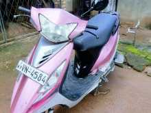 https://riyasewana.com/uploads/tvs-scooty-streak-19938014152.jpg