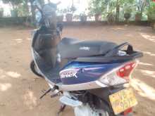 https://riyasewana.com/uploads/tvs-scooty-streak-215585413842.jpg