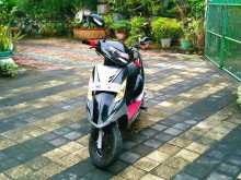 TVS Scooty Streak 2010 Motorbike