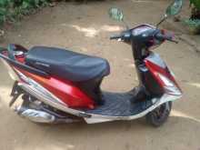 https://riyasewana.com/uploads/tvs-scooty-streak-2517475513623.jpg