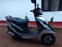 https://riyasewana.com/uploads/tvs-scooty-streak-277123313234.jpg