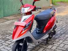 https://riyasewana.com/uploads/tvs-scooty-streak-278045213862.jpg