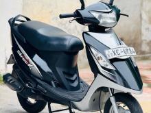 TVS Scooty Streak 2013 Motorbike