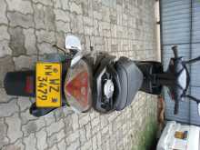 https://riyasewana.com/uploads/tvs-scooty-streak-612134113164.jpg