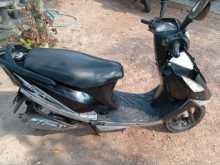 https://riyasewana.com/uploads/tvs-scooty-streak-716110913244.jpg