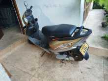 https://riyasewana.com/uploads/tvs-scooty-streak-9932004462.jpg