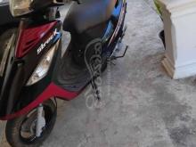 https://riyasewana.com/uploads/tvs-scooty-streck-17908001386337.jpg