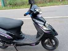 https://riyasewana.com/uploads/tvs-scooty-streck-191356454603.jpg