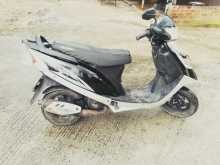 https://riyasewana.com/uploads/tvs-scooty-street-1211221513403.jpg