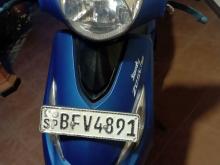 TVS SCOOTY ZEST 2016 Motorbike