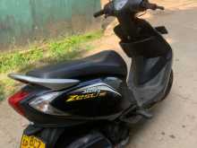 https://riyasewana.com/uploads/tvs-scooty-zest-1223430813953.jpg