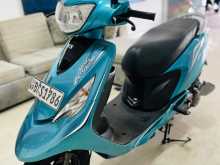 https://riyasewana.com/uploads/tvs-scooty-zest-241005431573.jpg