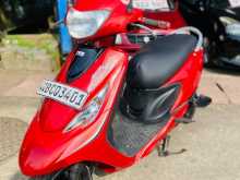 TVS SCOOTY ZEST 2015 Motorbike