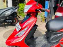 https://riyasewana.com/uploads/tvs-scooty-zest-251212171723.jpg