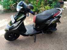 https://riyasewana.com/uploads/tvs-scooty-zest-301121054712.jpg