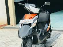 https://riyasewana.com/uploads/tvs-streak-101741481072.jpg