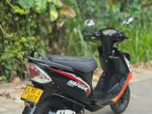 https://riyasewana.com/uploads/tvs-streak-11015334772.jpg