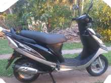 https://riyasewana.com/uploads/tvs-streak-121165213332.jpg
