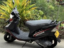 https://riyasewana.com/uploads/tvs-streak-121423419566.jpg