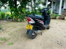 https://riyasewana.com/uploads/tvs-streak-161213564093.jpg