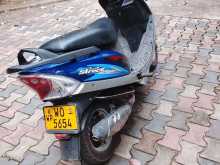 https://riyasewana.com/uploads/tvs-streak-19926224302.jpg